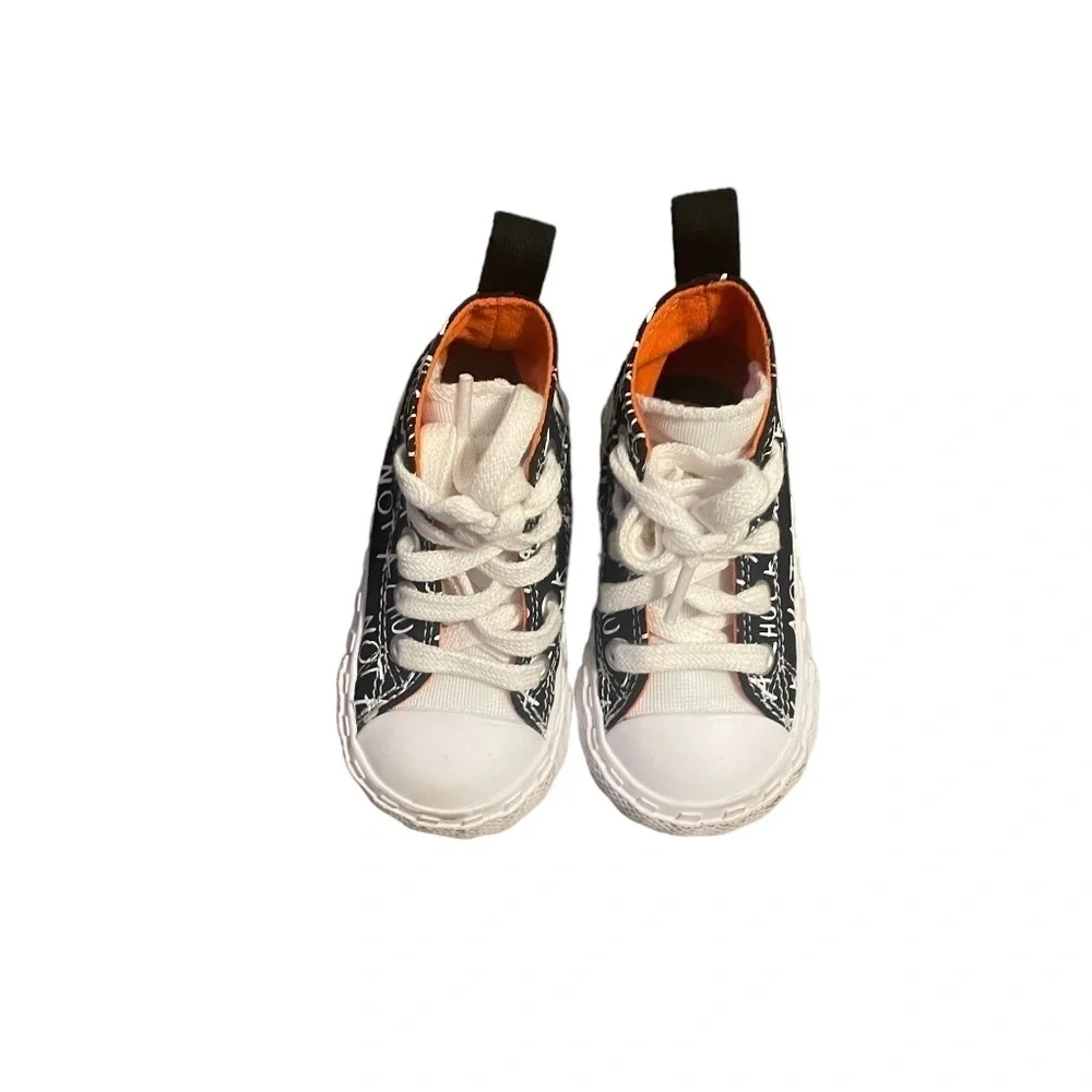 Converse Chuck Taylor All Star toddler‎ size 4 Not A Chuck Taylor Sneaker Kids